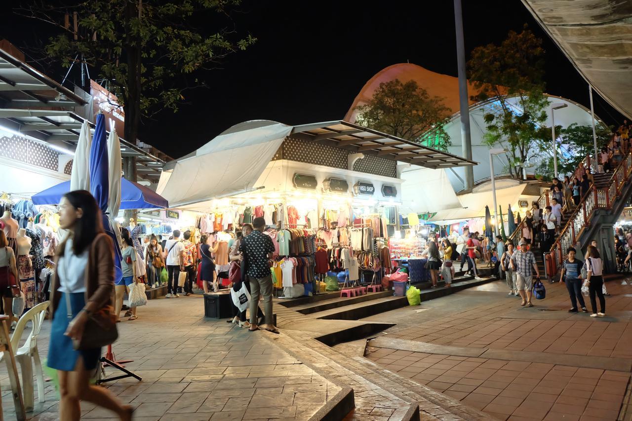 بيت شباب Baan Paan Sook Unitato بانكوك المظهر الخارجي الصورة