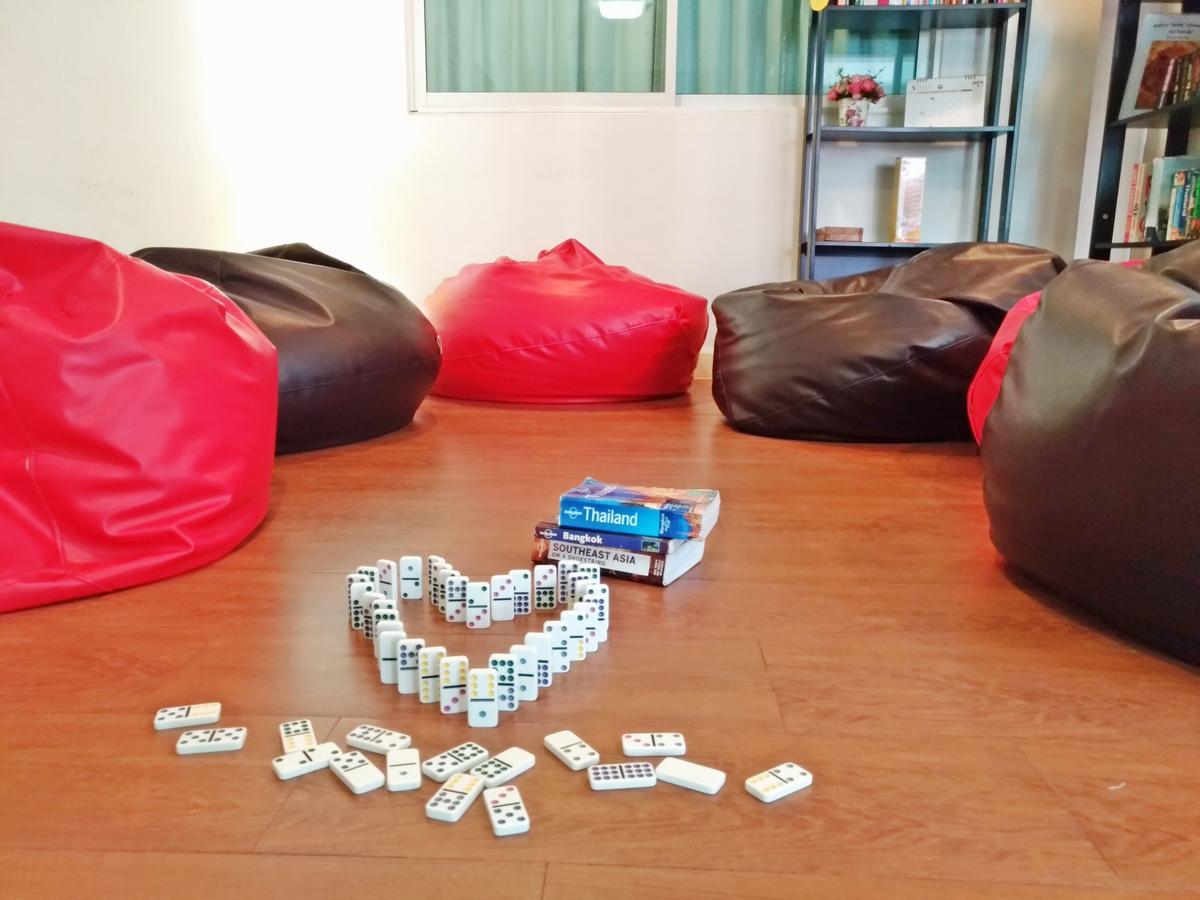بيت شباب Baan Paan Sook Unitato بانكوك المظهر الخارجي الصورة