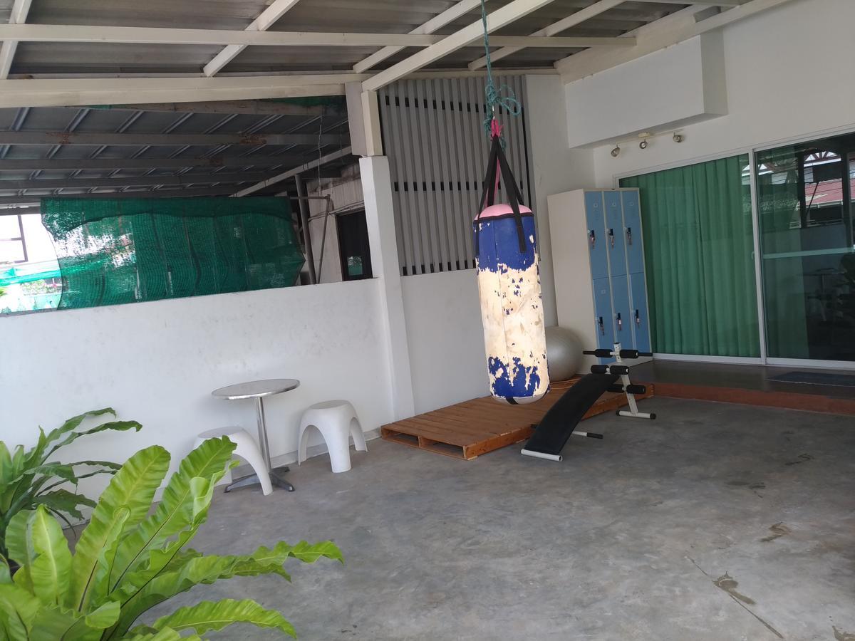 بيت شباب Baan Paan Sook Unitato بانكوك المظهر الخارجي الصورة